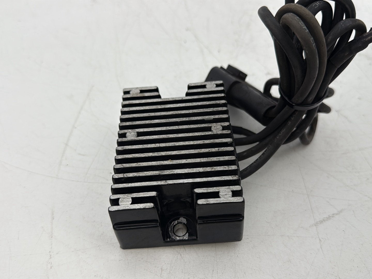 2002 Harley Dyna FXD Super Glide OEM Voltage Regulator Rectifier