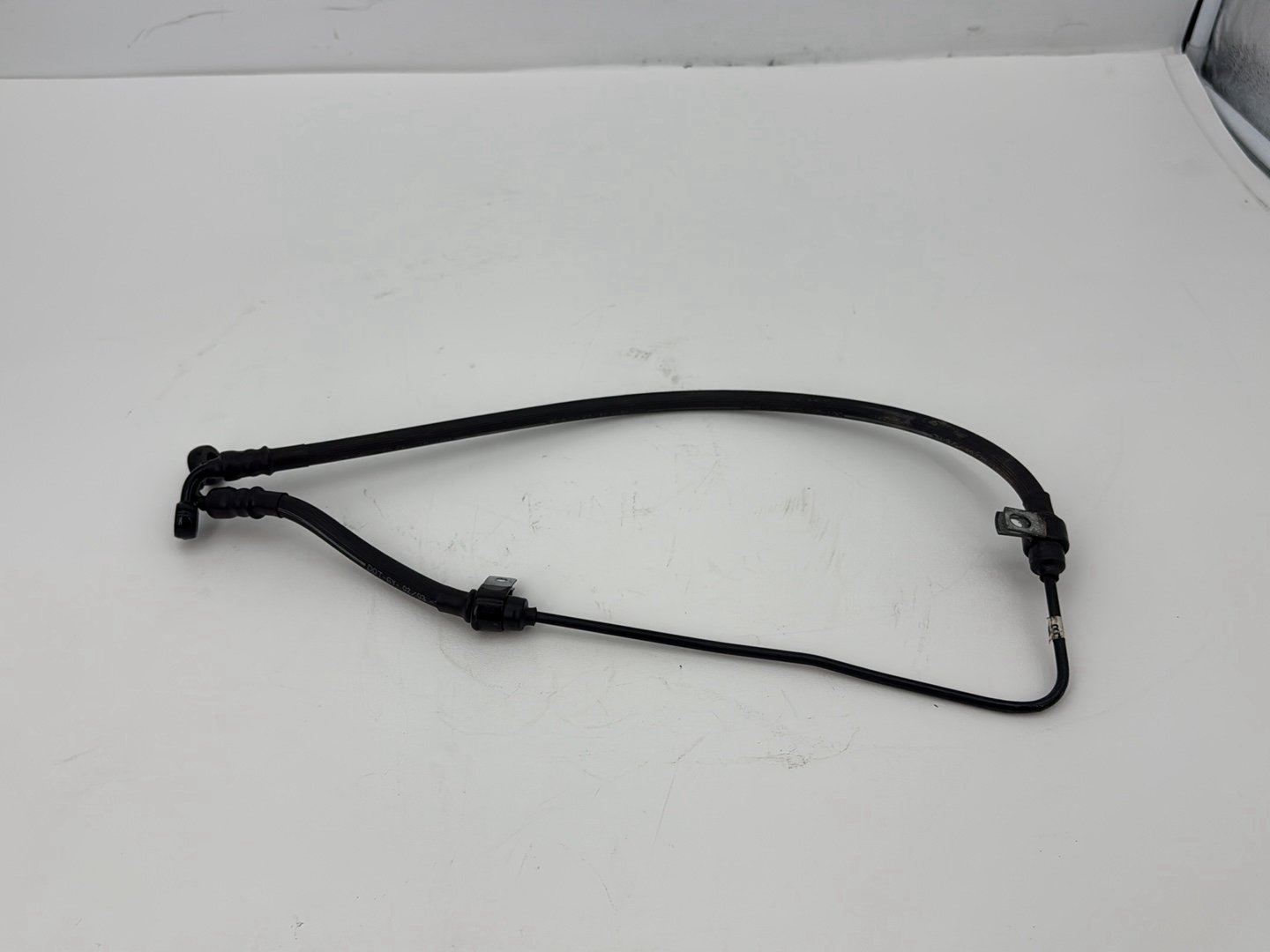 2003 Harley Sportster XL1200C 1200 Custom Anniversary OEM Front Brake Hose Line Pipe