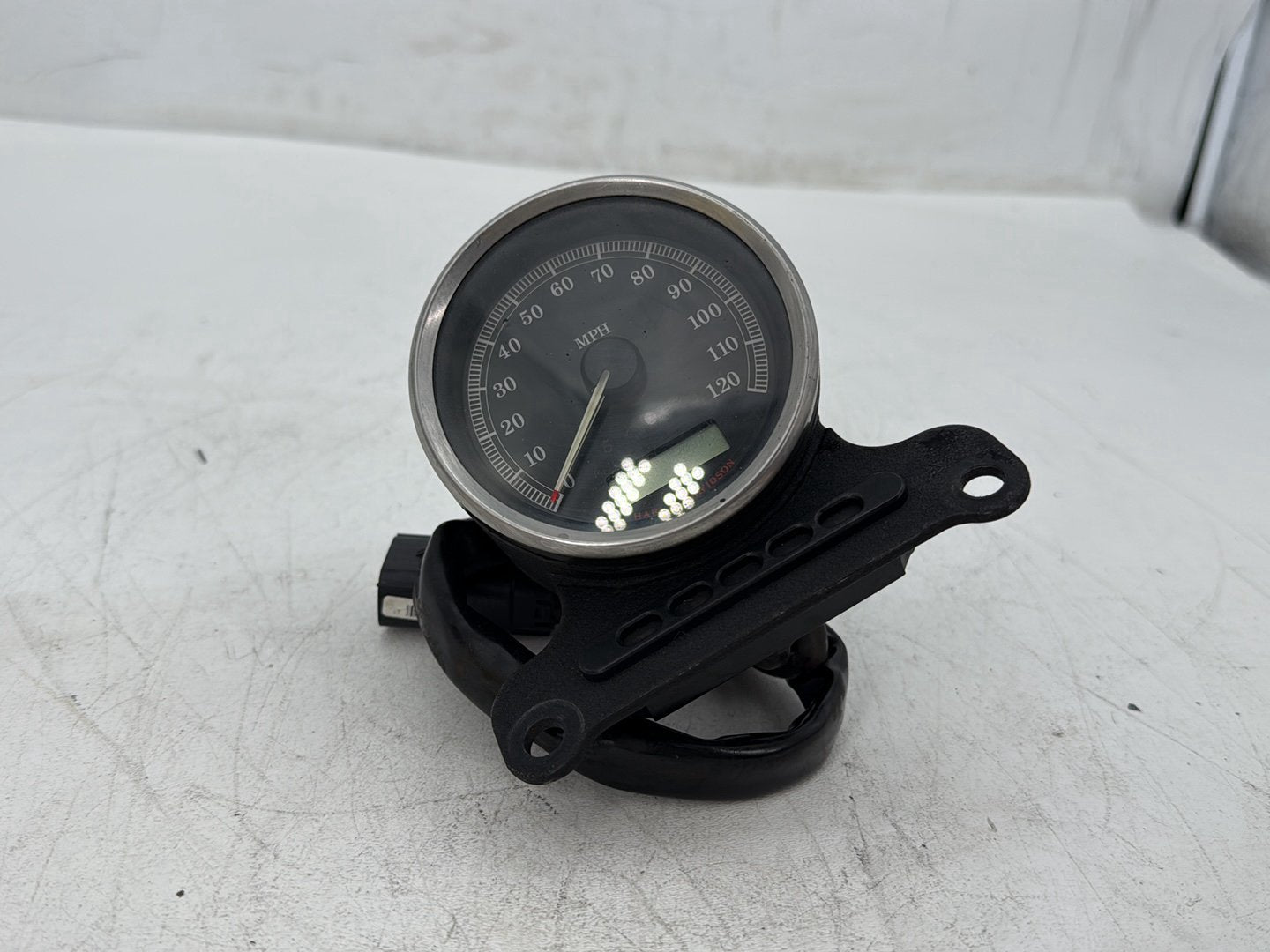 2009 Harley Sportster 883 XL883L OEM Speedo Speedometer Gauge Cluster 21K
