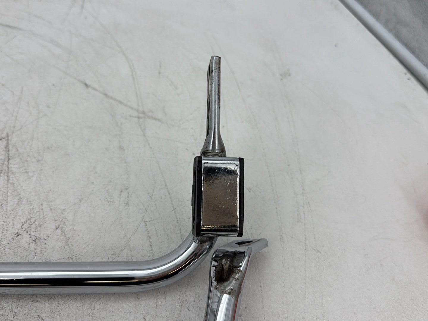 1995 Harley Road King Touring FLHR OEM Rear Left Right Saddlebag Guard Rails Bar
