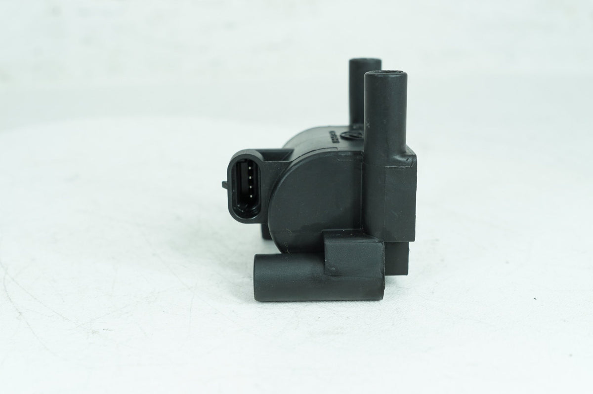 2009 Harley Touring FLHTCU Electra Glide Ultra OEM Ignition Coil Spark Igniter