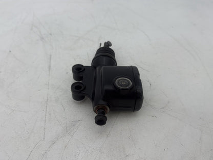 2011 Harley Electra Glide Ultra FLHTK OEM Rear Brake Master Cylinder Reservoir