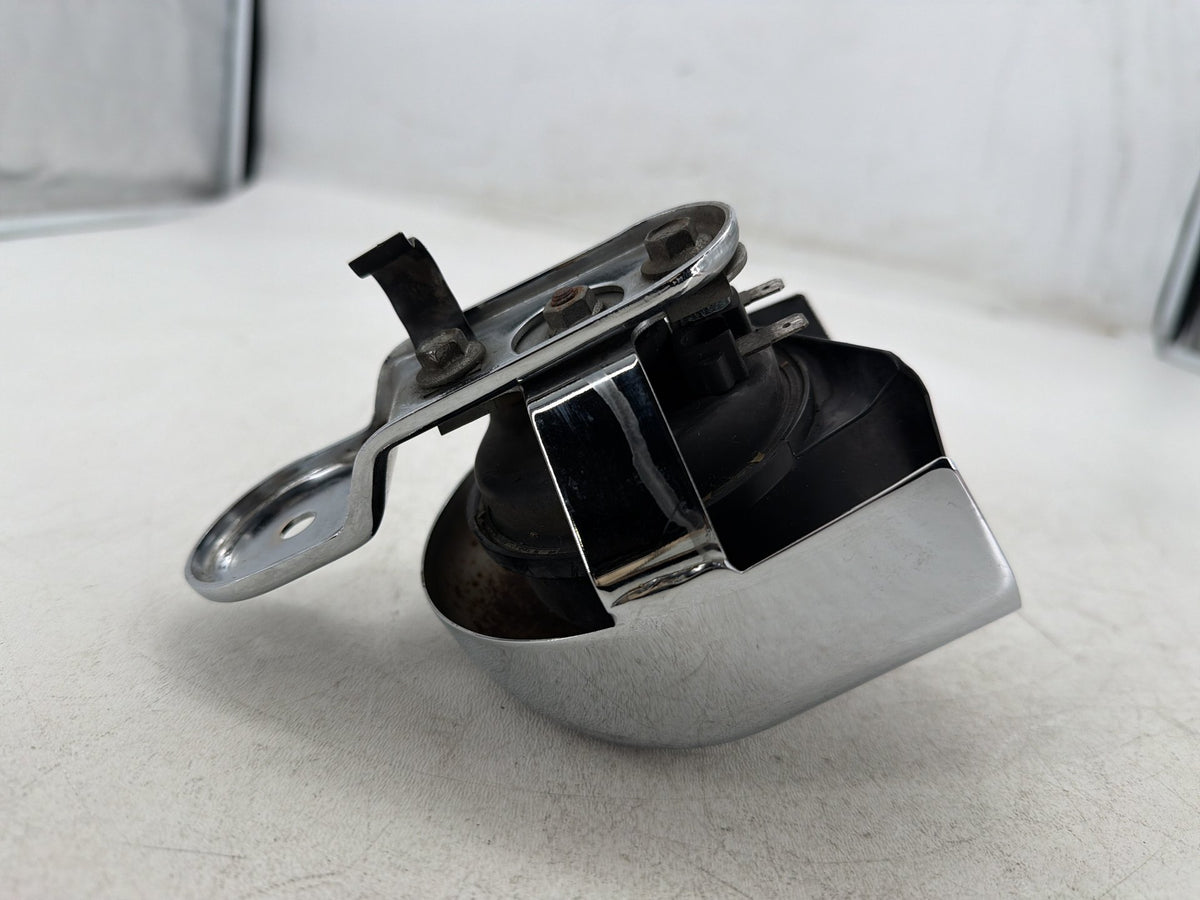 2012 Harley Electra Glide Touring Ultra OEM Horn Signal Klaxon Chrome Cover