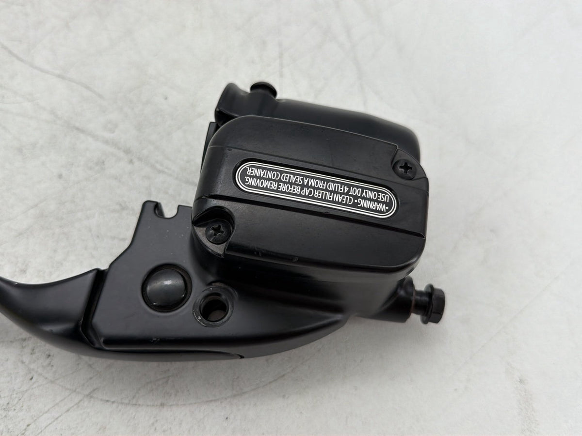 2018 Harley Road Glide Touring FLTRXS OEM Front Right Brake Lever Master Cylinder
