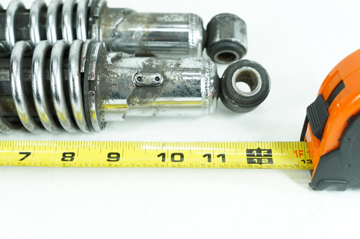 2004 - 2013 Harley-Davidson Sportster 1200 Low Rear Left Right Shock Absorbers 54568-09