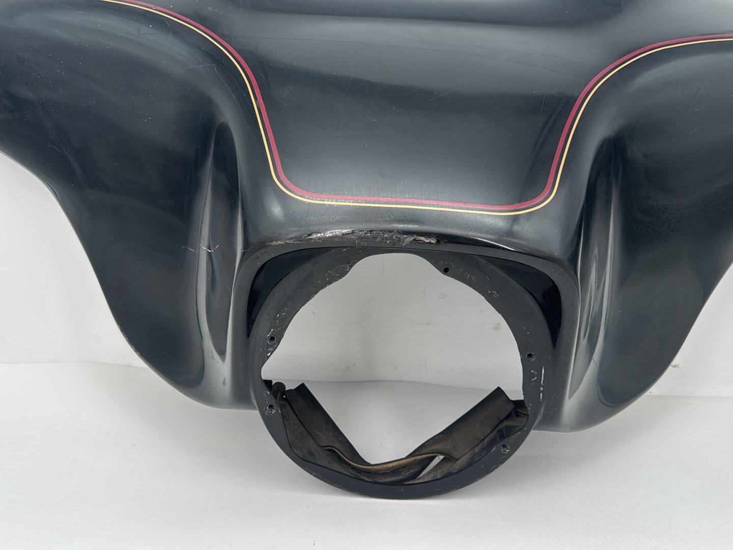 1999 - 2006 Harley-Davidson Touring Electra Glide Classic Front Outer Batwing Fairing Cover  	58236-96