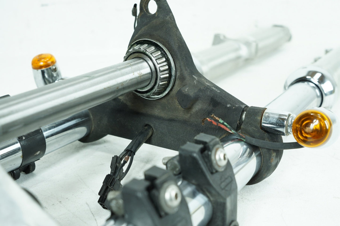 1986 - 2003 Harley-Davidson Sportster  Front Triple Tree Set & LH RH Fork Legs Sliders 45549-88