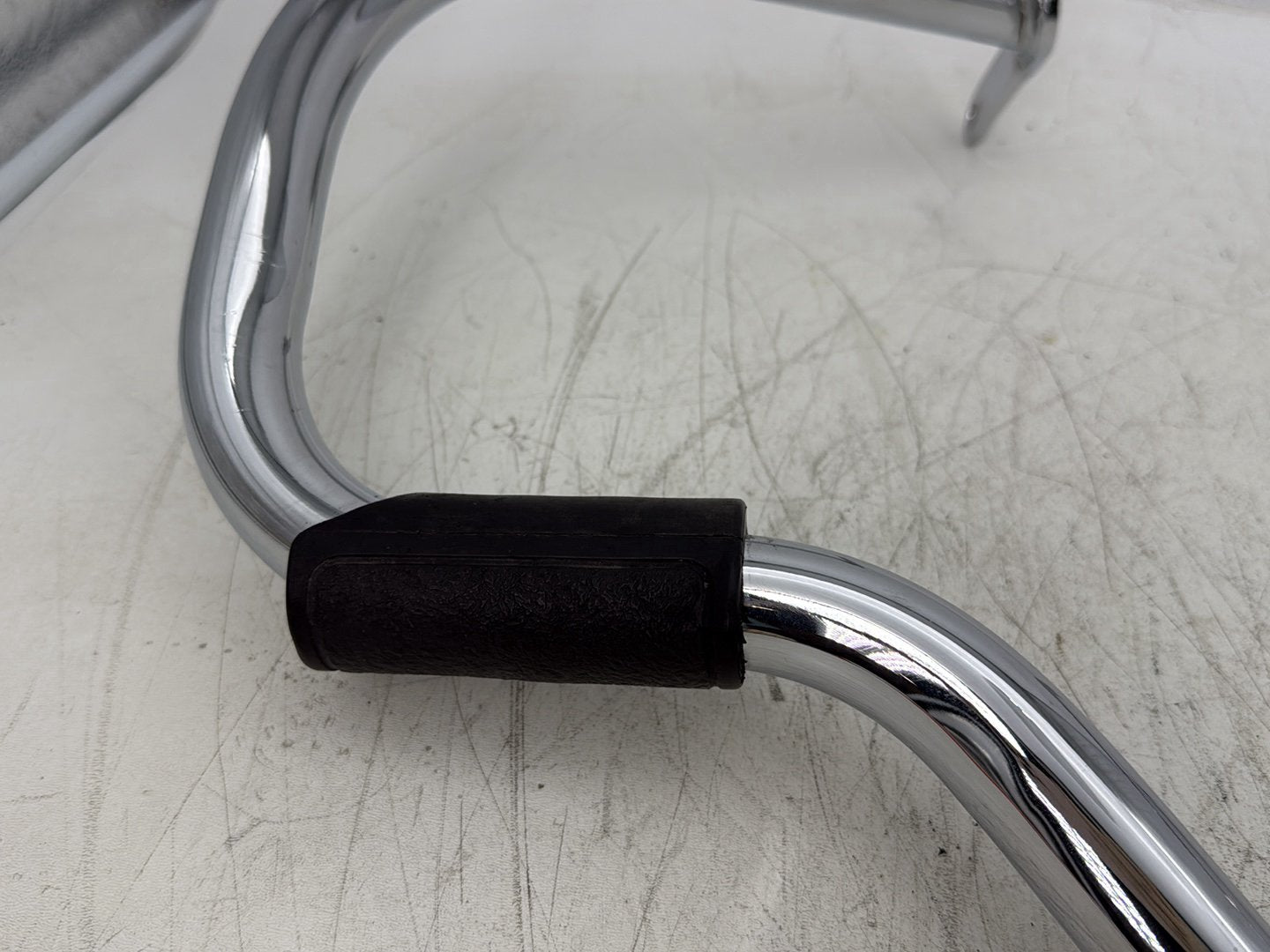 2000 Harley Softail FLSTC Heritage Classic OEM Engine Highway Crash Bar Guard Mustage