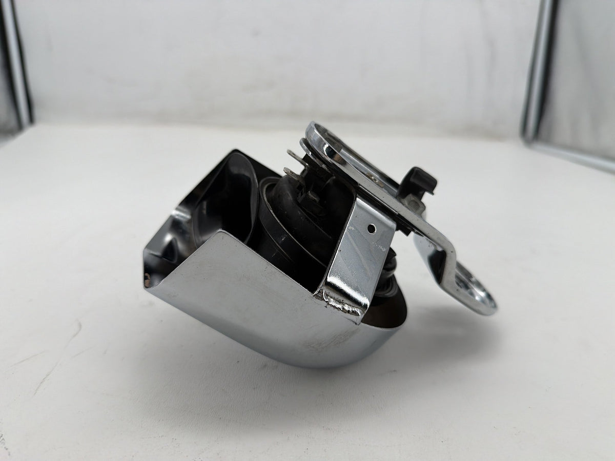 1995 Harley Electra Glide Touring Classic OEM Horn Signal Klaxon Chrome Cover