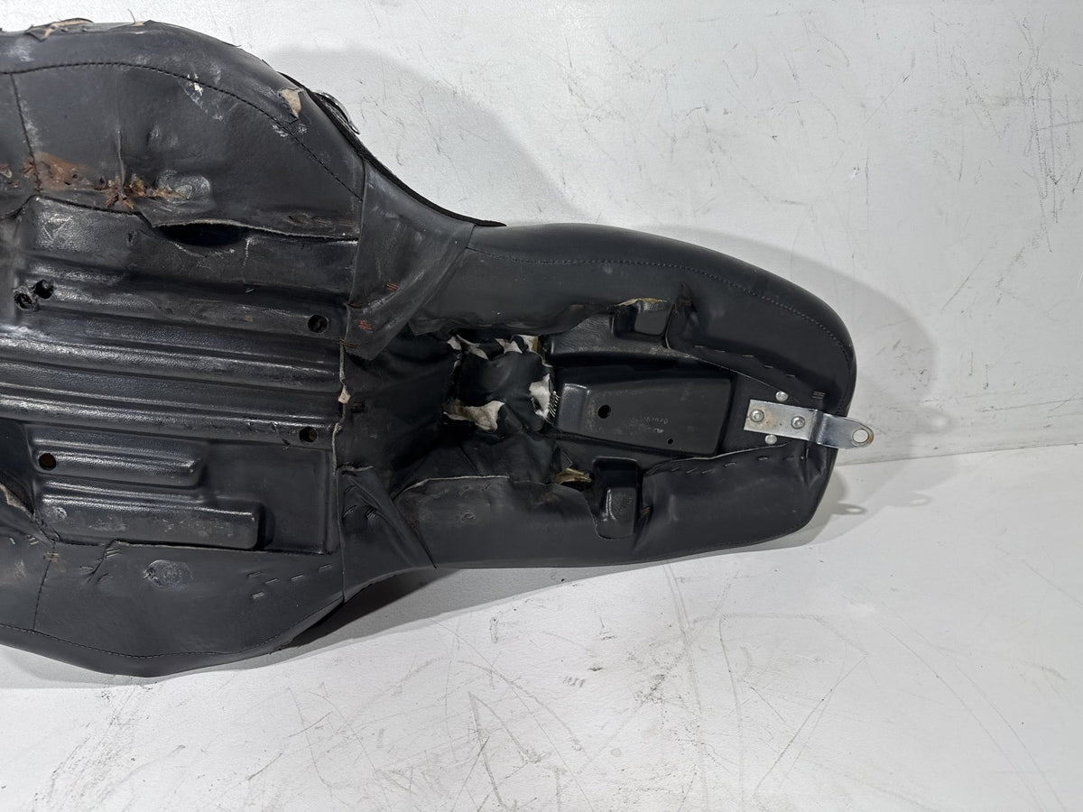2014 Harley Electra Glide Touring Ultra OEM Passenger Rider Driver Seat Saddle