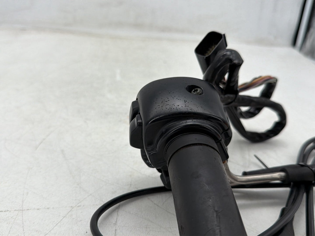 2007 Harley Electra Glide Touring OEM Right Engine Start Kill Switches Controls