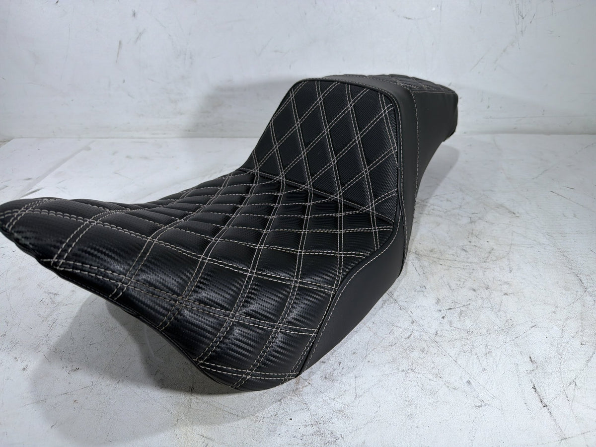 2009 Harley Street Glide Touring FLHX Passenger Rider Driver Seat Saddle