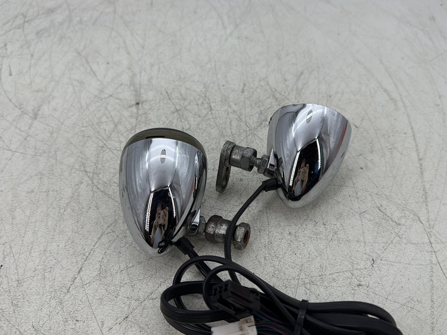 2012 Harley Dyna Super Glide Custom FXDCI OEM Front Left Right Turn Signal Indicators
