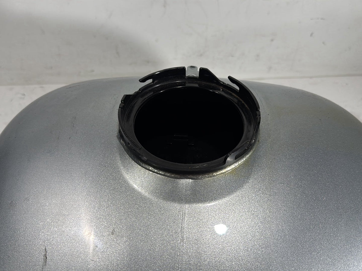 2015 Harley Electra Glide Touring OEM Fuel Gas Tank Gasoline Reservoir DENTED