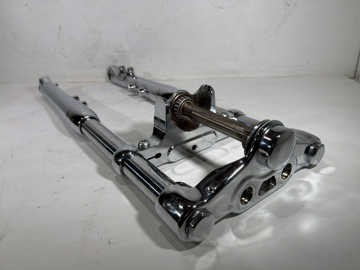 2001 Harley Softail Deuce FXSTD Front Triple Tree Set & LH RH Fork Legs Sliders