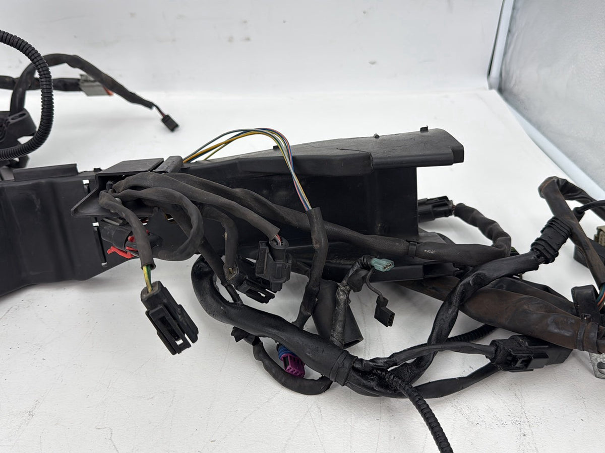 2007 - 2012 Harley-Davidson Touring Street Glide Main Wire Wiring Harness Loom NON-abs 70985-08