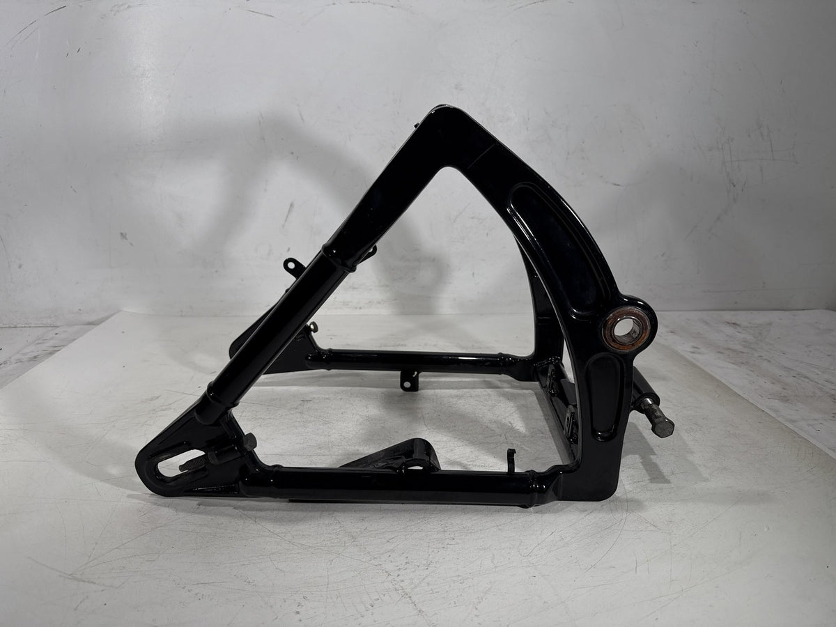 2004 Harley Heritage Softail Classic FLSTCI OEM Rear Fork Swingarm Swing Arm