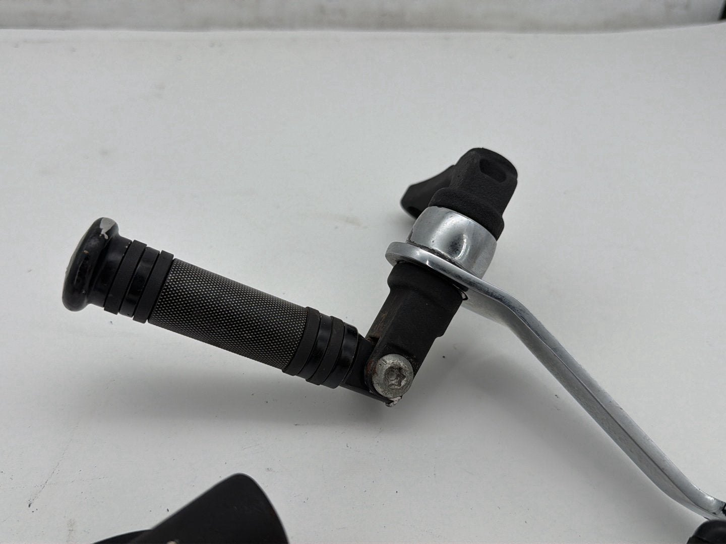 2008 Harley Dyna Fat Bob FXDF OEM Left Right Foot Brake Control Pegs