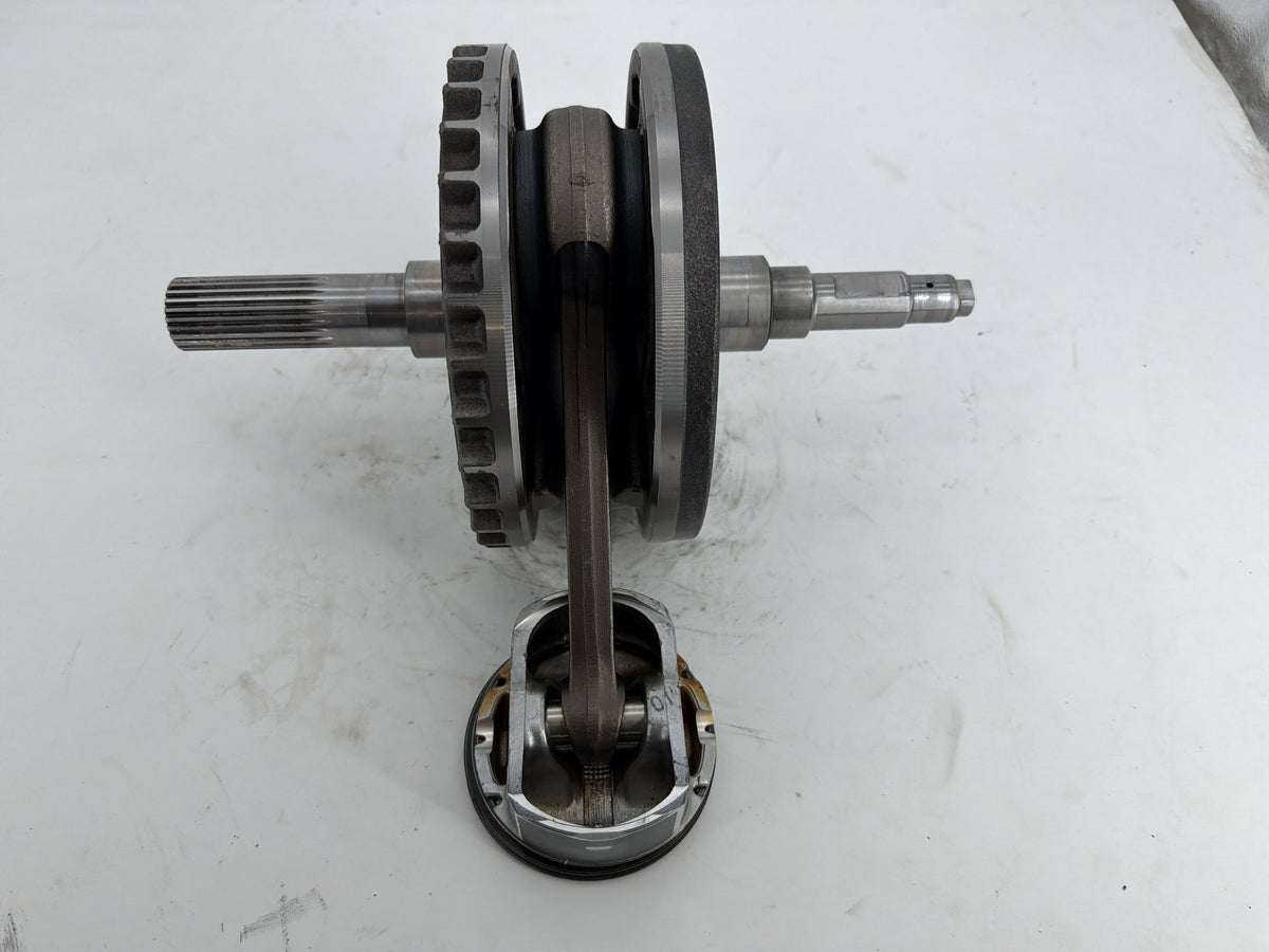 16 Harley Touring Street Glide OEM Twin Cam Engine Crank Shaft Flywheel Pistons