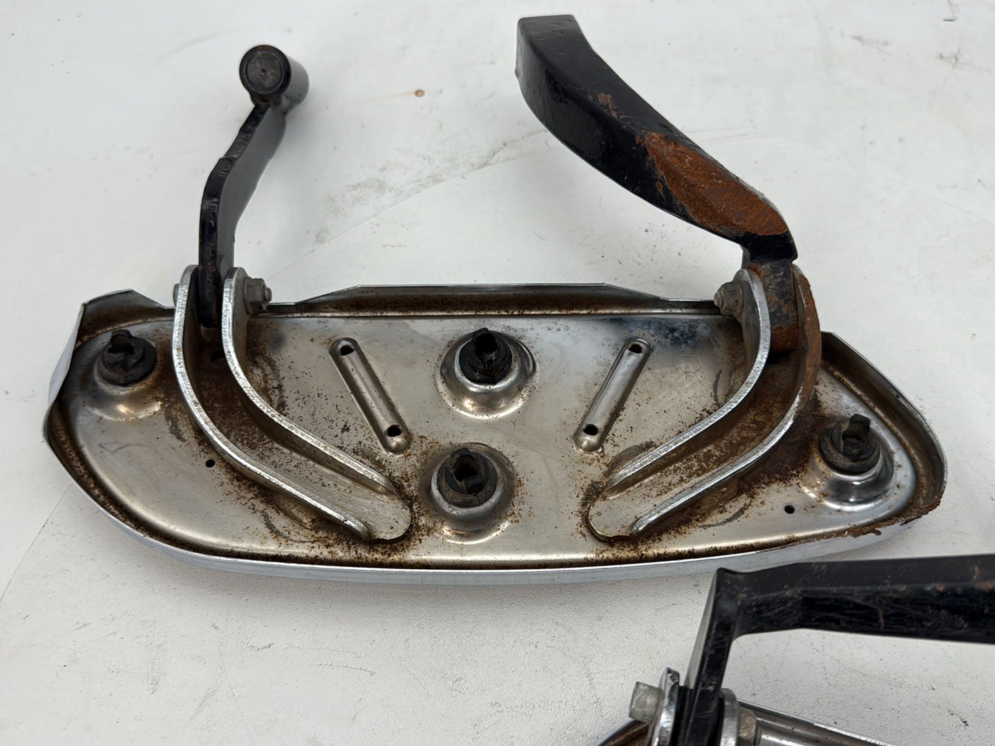 2007 Harley Street Glide Touring FLHX OEM Left Right Driver Floorboard Foot Rest