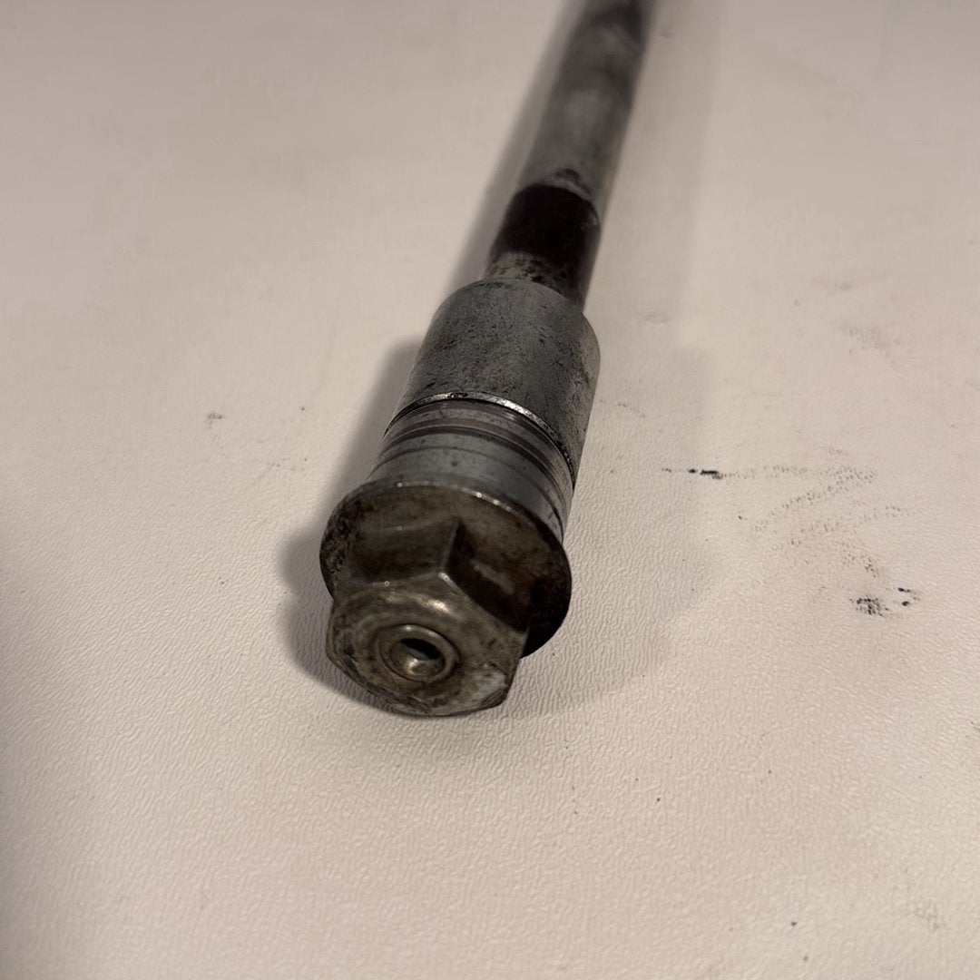 1984 - 1998 Harley-Davidson Touring Road King Police Rear Wheel Axle Bolt Shaft  	41110-79A