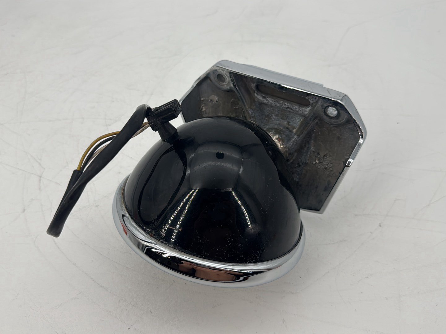 2009 Harley Sportster XL1200 1200 Low OEM Headlight Headlamp Head Light Halogen