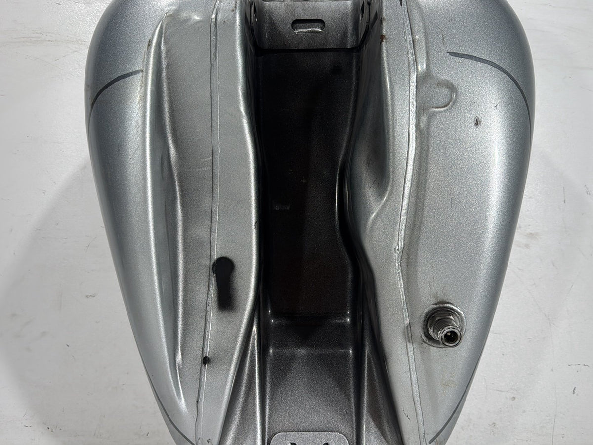 2015 Harley Electra Glide Touring OEM Fuel Gas Tank Gasoline Reservoir DENTED