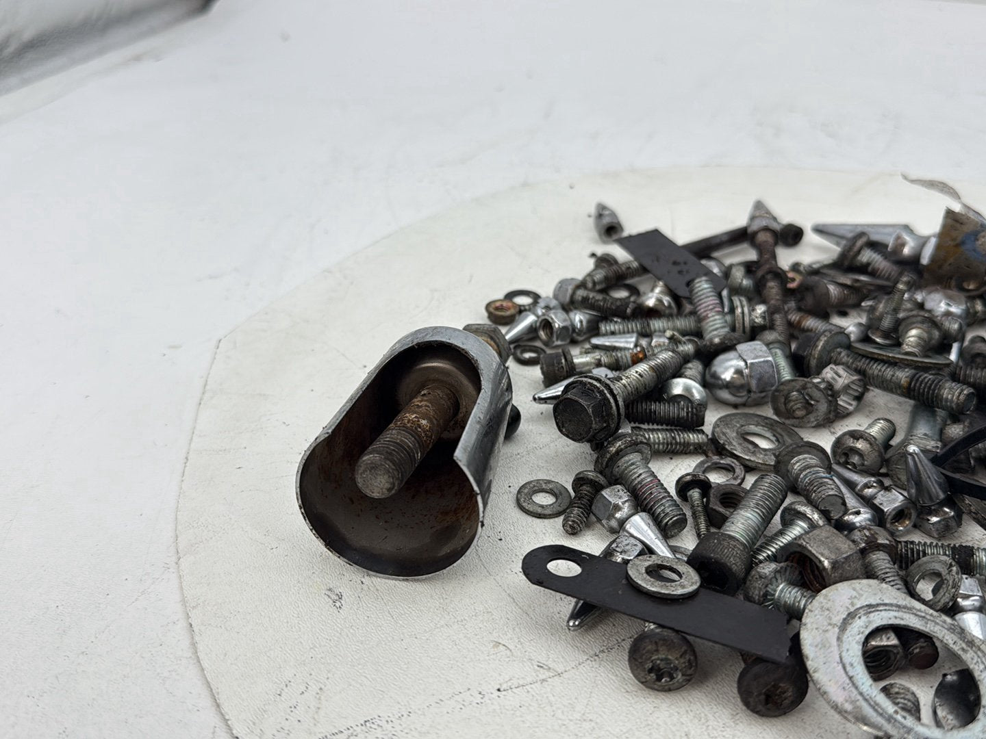 2006 Harley Dyna FXDWGI Wide Glide OEM Hardware Bolts Nuts & Brackets