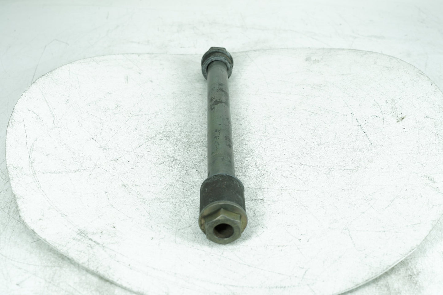 2004 - 2022 Harley-Davidson Sportster Iron 883 Rear Wheel Axle Bolt Shaft  	41176-08