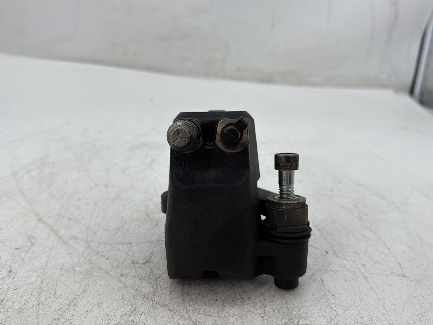 1996 Harley Electra Glide Touring FLHT OEM Front Left 1 Brake Caliper