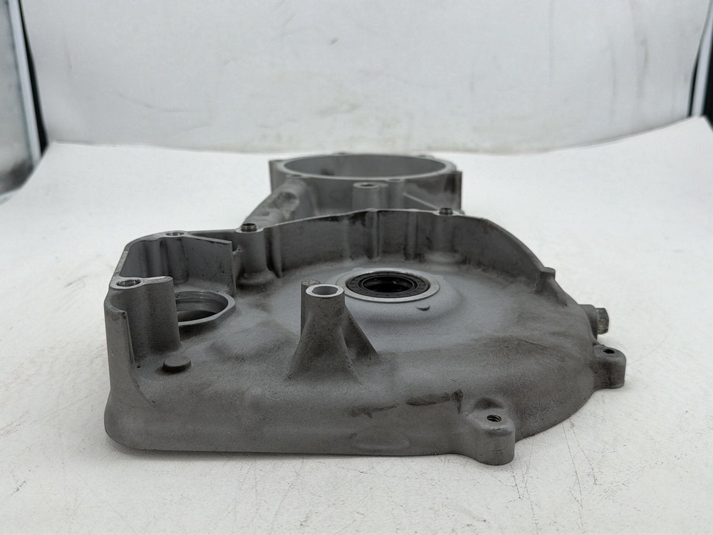 2009 Harley Dyna Street Bob FXDB OEM Inner Primary Clutch Cover