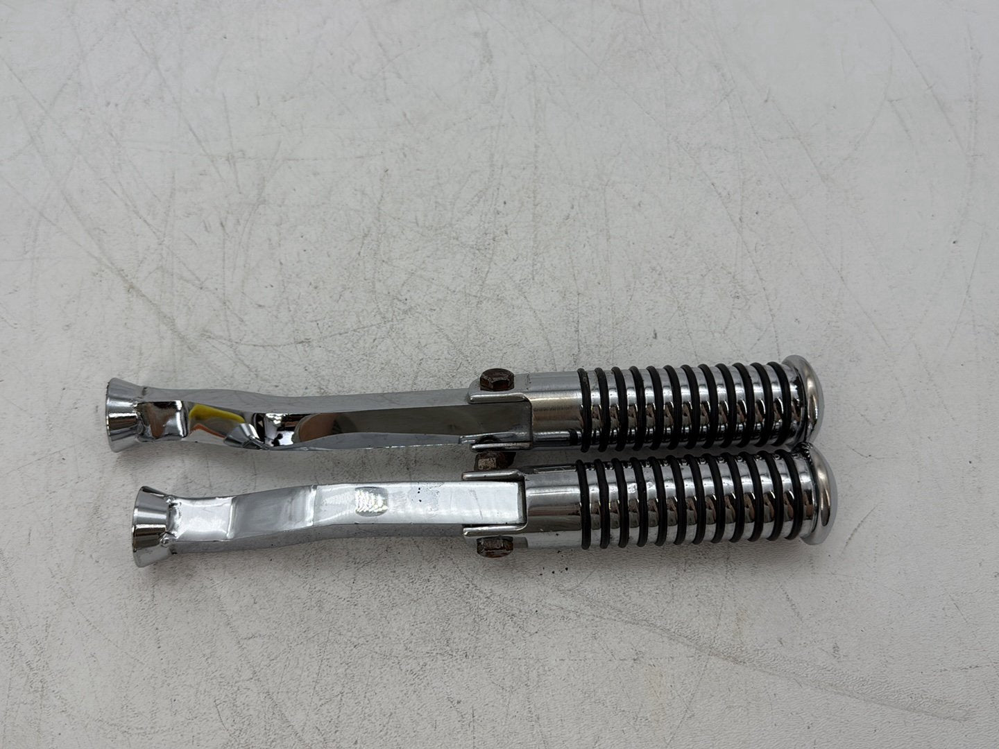 2001 Harley Sportster 883 Hugger XLH883 OEM Passenger Left & Right Foot Pegs