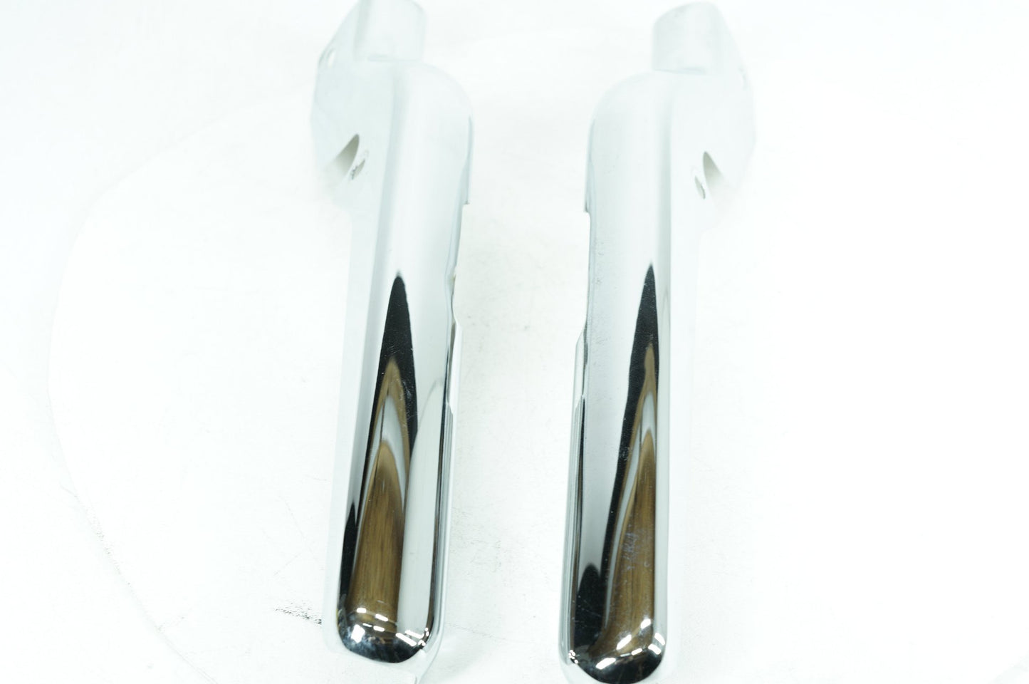 2007 - 2012 Harley-Davidson Touring Electra Glide Ultra Left Right Saddlebag Fender Struts Brackets  	47502-97