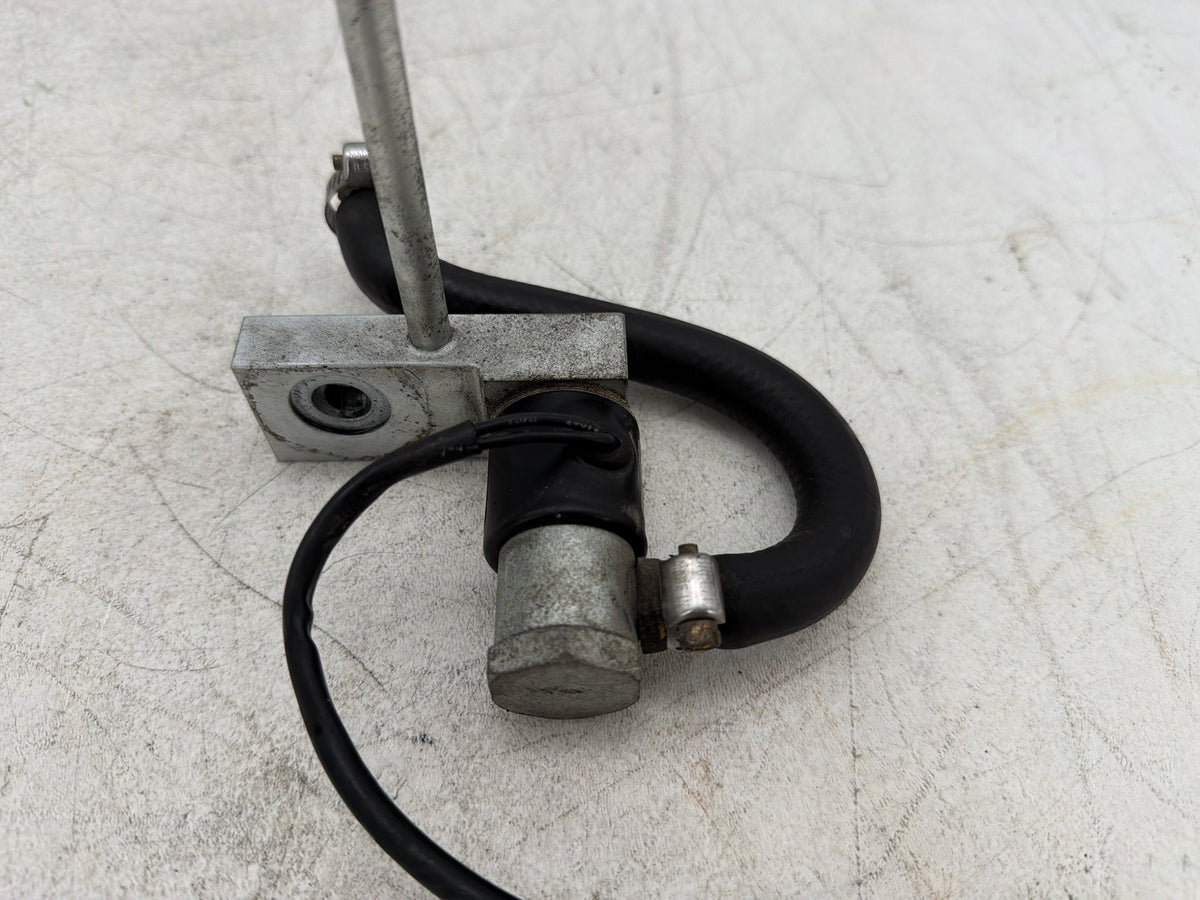 1995 Harley Electra Glide Touring FLHT OEM Air Suspension Manifold Valve