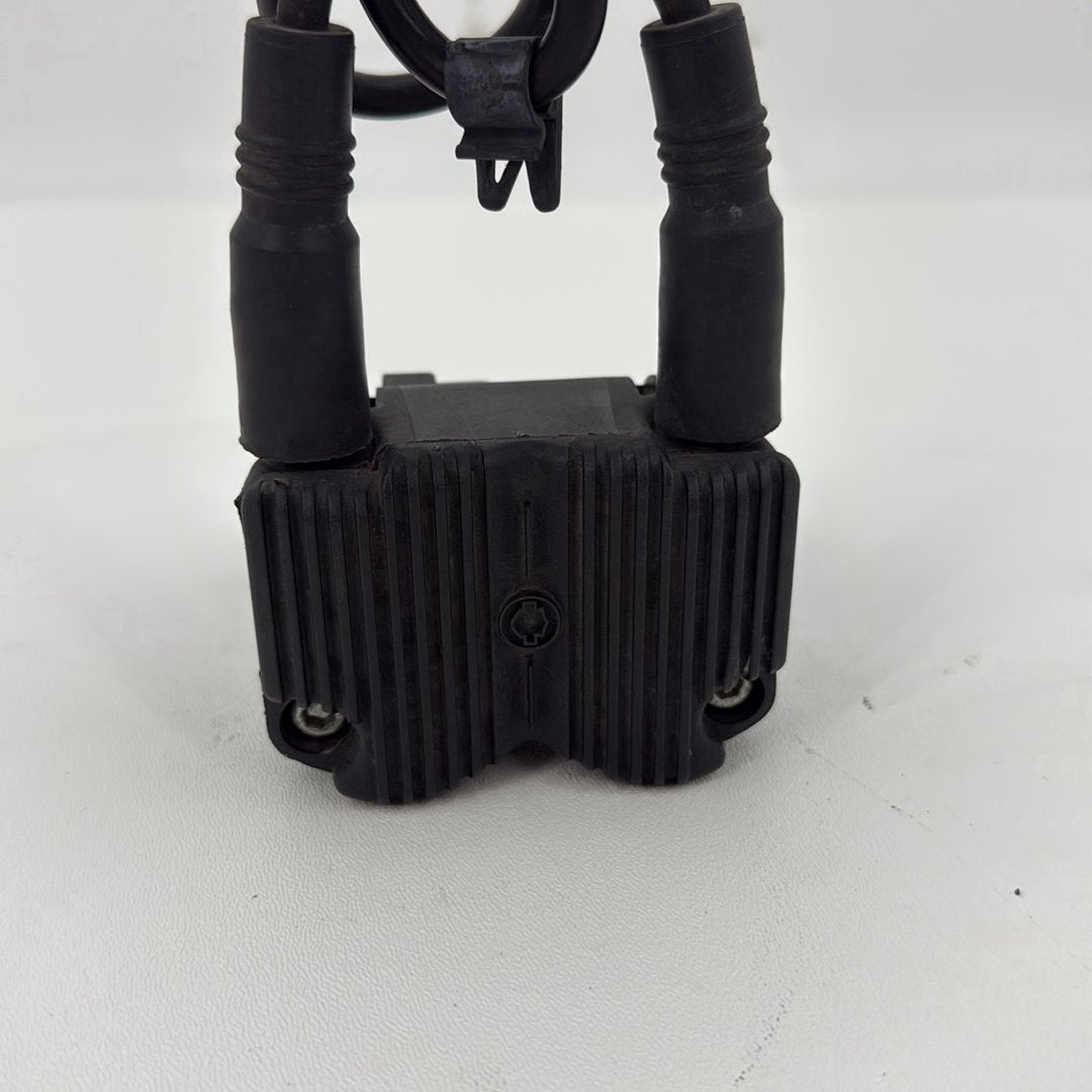 2007 - 2012 Harley-Davidson Touring Street Glide Ignition Coil Spark Plugs Cable  	31743-01