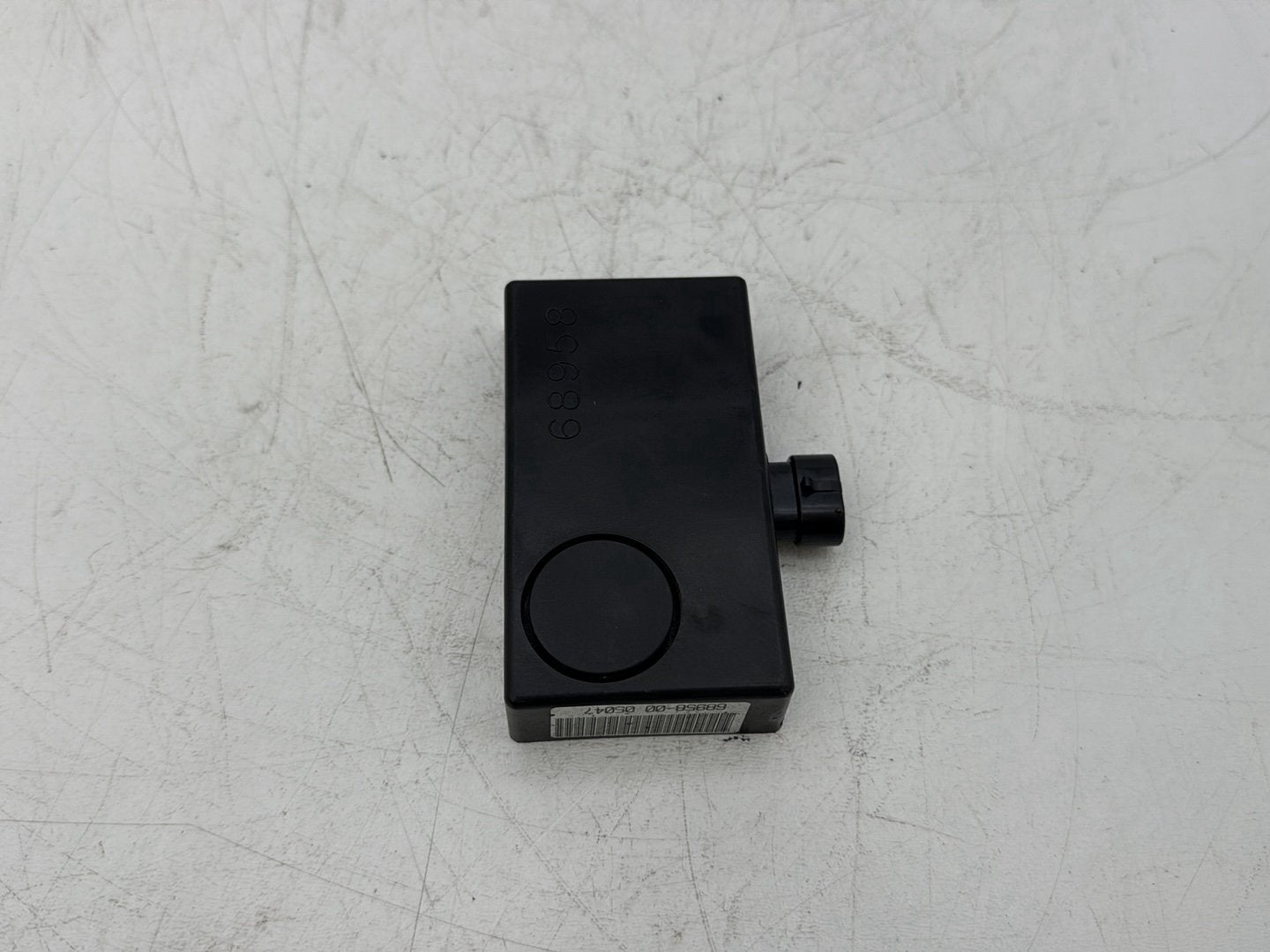 2005 Harley Touring FLHRCI Road King Classic OEM Security Alarm Control Module 68958-00