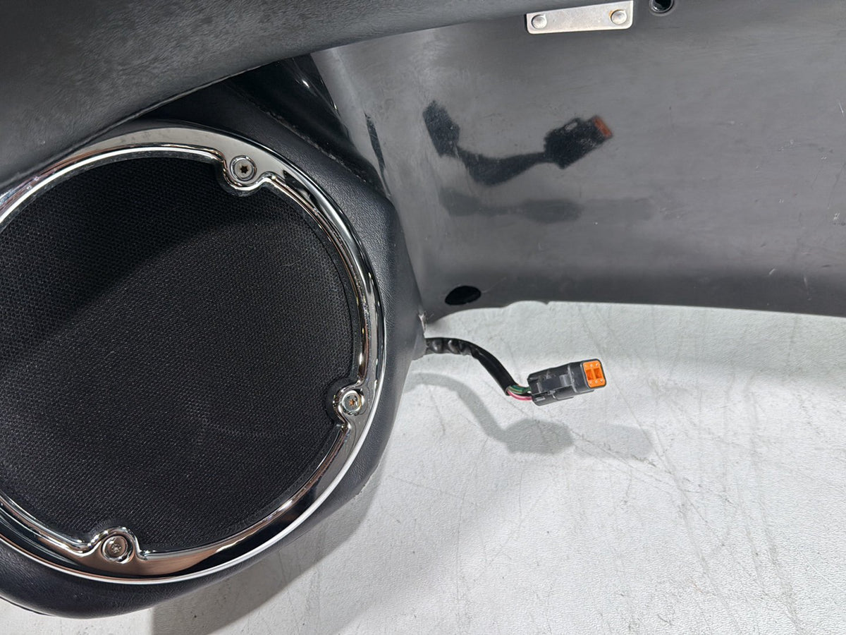 2008 Harley Electra Glide Touring Ultra OEM Pass Backrest Tour Pak Luggage NOKey