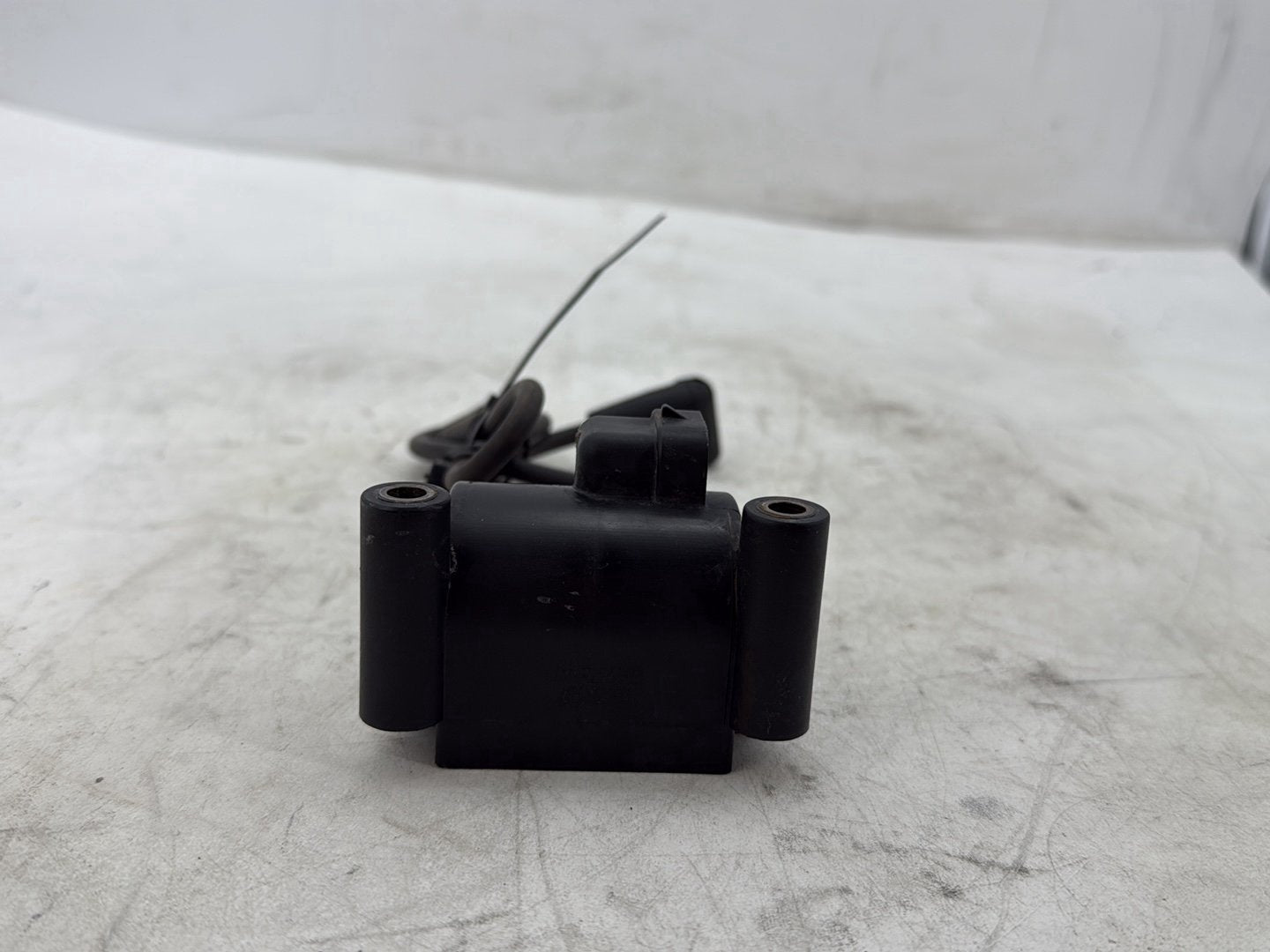 2012 Harley Dyna FXDF Fat Bob OEM Ignition Coil Spark Plugs Cable