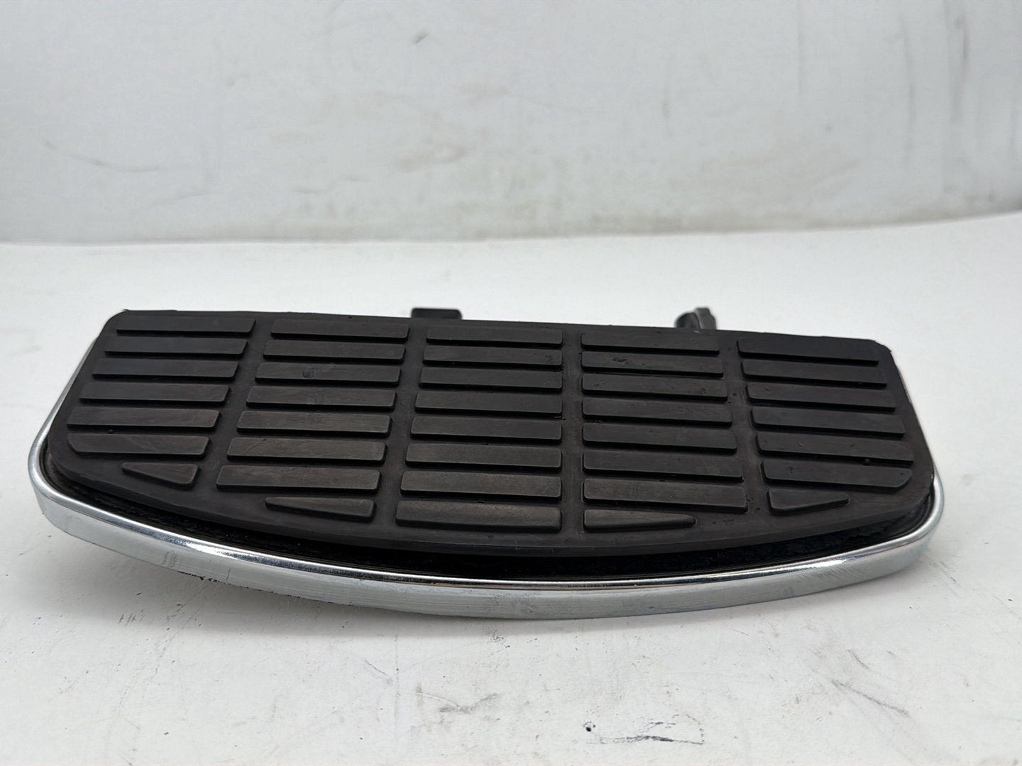 2003 Harley Road King Touring Classic OEM Right Driver 1 Floorboard Foot Rest