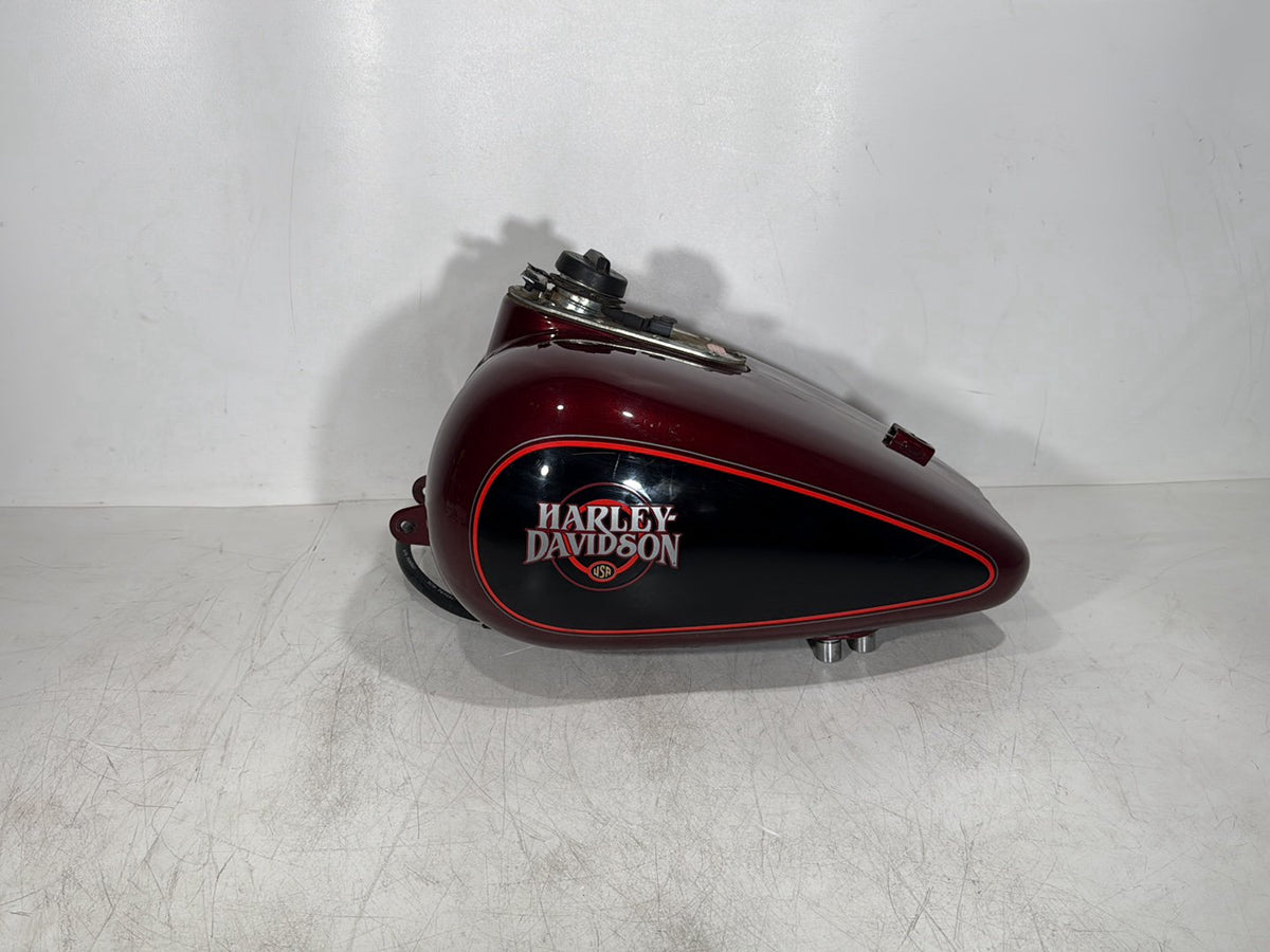 1999 - 2006 Harley-Davidson Touring Electra Glide Classic Fuel Gas Tank Gasoline Reservoir 61356-00
