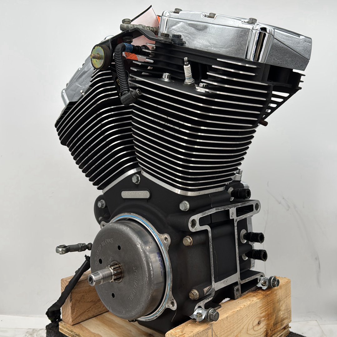 05 Harley Touring FLHRCI Road King Classic OEM EFI Twin Cam 88 Engine Motor 32K