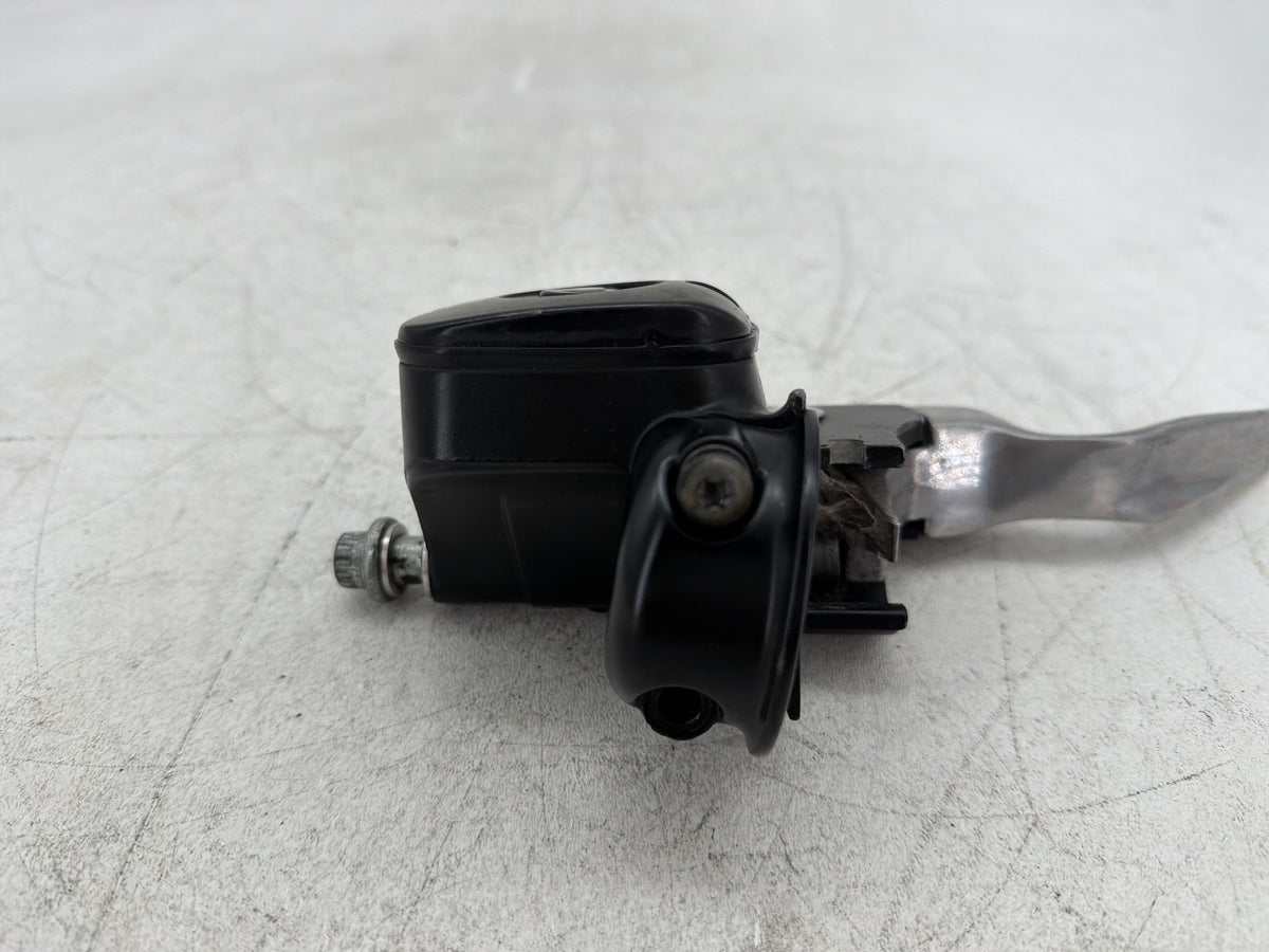 2001 Harley Fat Boy Softail FLSTF OEM Front Right Brake Lever Master Cylinder