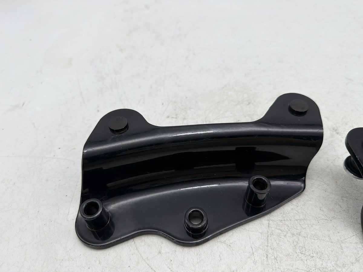 2010 Harley Street Glide Touring FLHX OEM 5 Point Detachable Docking Hardware