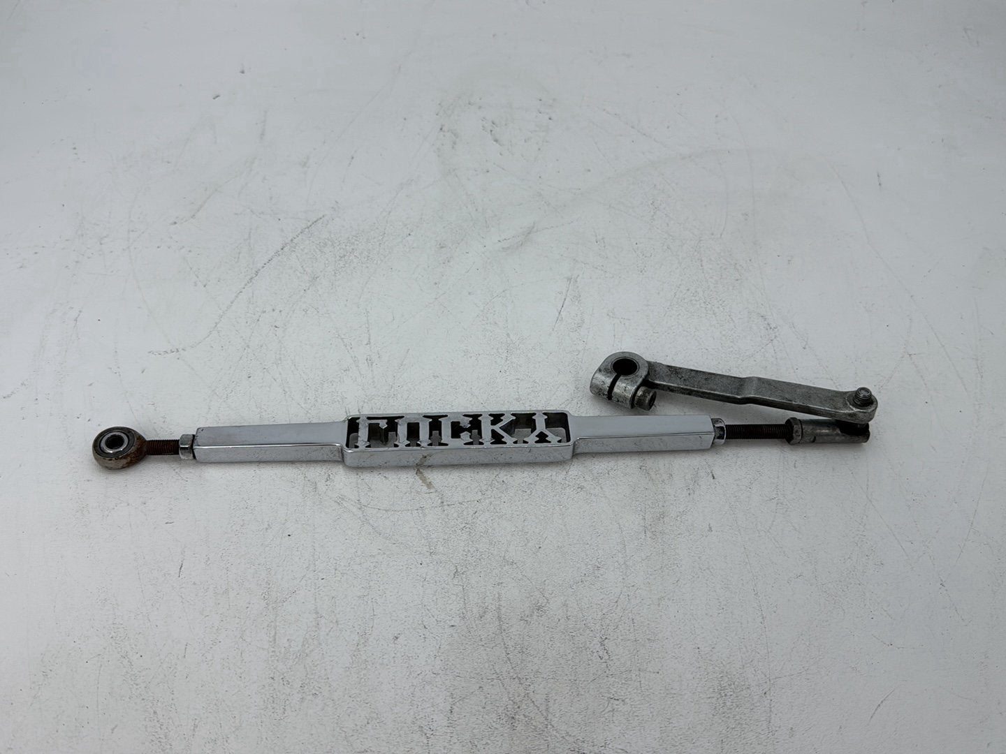 2006 Harley Dyna FXDWGI Wide Glide OEM Gear Shifter Lever Arm w/ Rod linkage