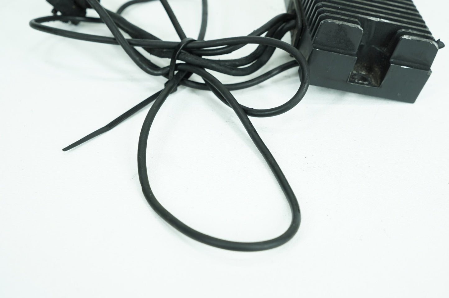 1984 - 1998 Harley-Davidson Touring Electra Glide Classic Voltage Regulator Rectifier  74519-88A