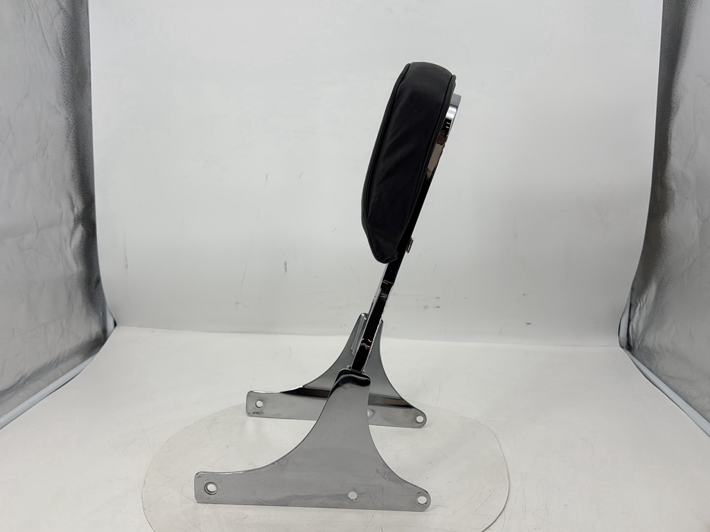 1999 - 2006 Harley-Davidson Softail Heritage Rear Sissy Bar w/ Backrest Cushion Pad 52731-00