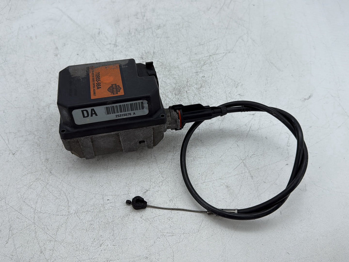 2000 Harley Electra Glide Touring Ultra OEM Cruise Control Actuator 70955-98A