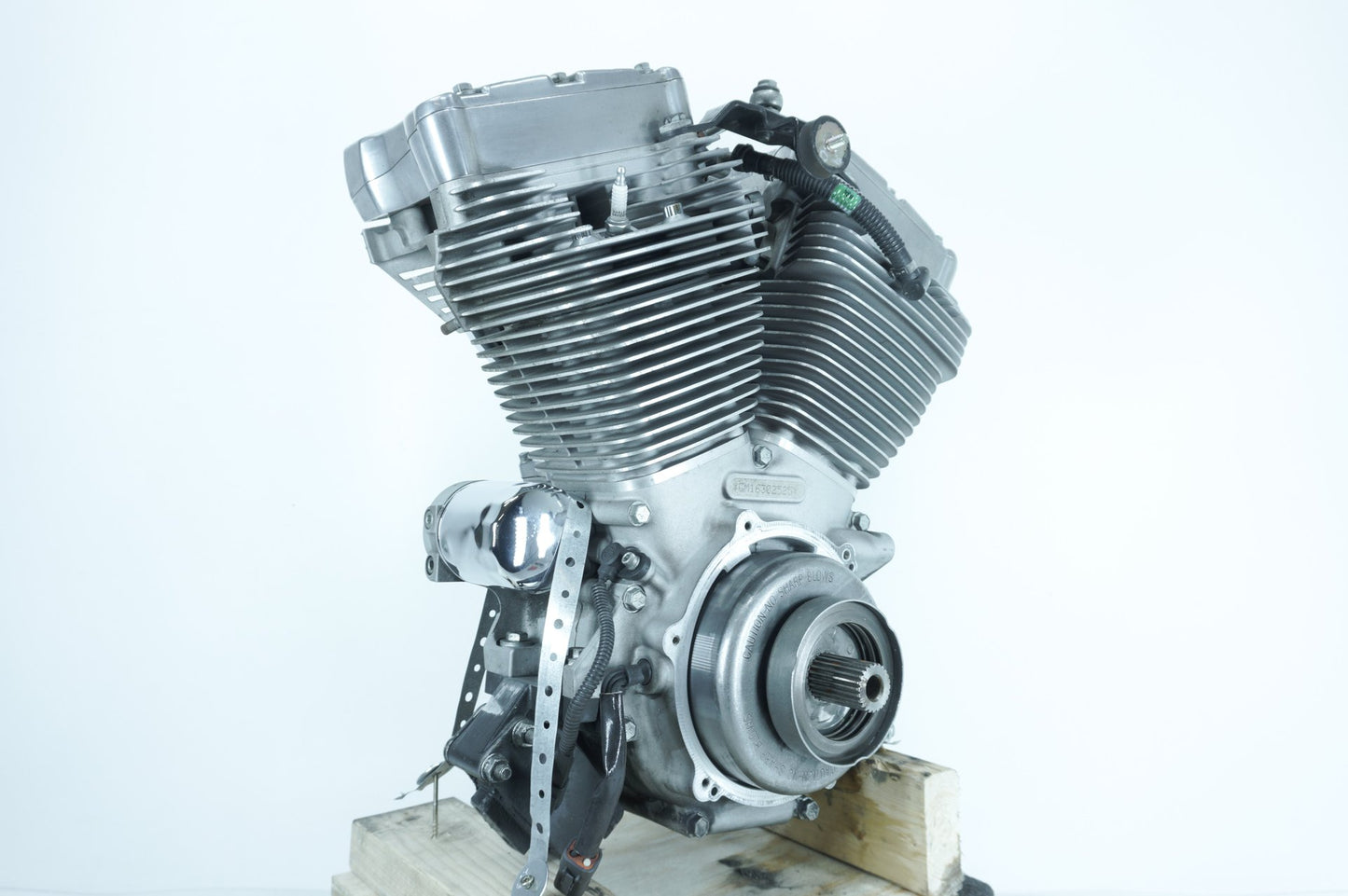 1999 - 2006 Harley-Davidson Dyna Super Glide EFI Twin Cam 88 Engine Motor  	19256-06