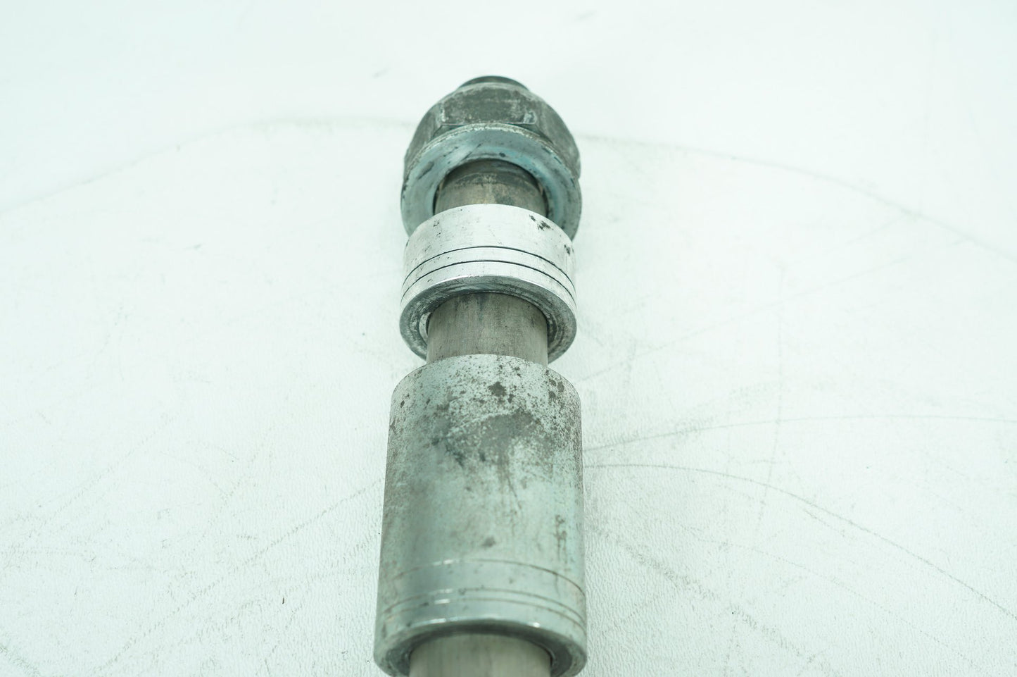 2007 - 2014 Harley-Davidson Dyna Super Glide Custom Rear Wheel Axle Bolt Shaft 41114-08