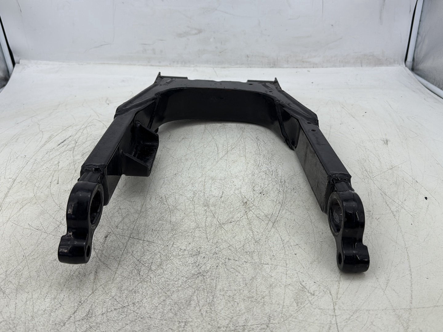 2007 Harley Touring FLHTC Electra Glide Classic OEM Rear Fork Swingarm Swing Arm